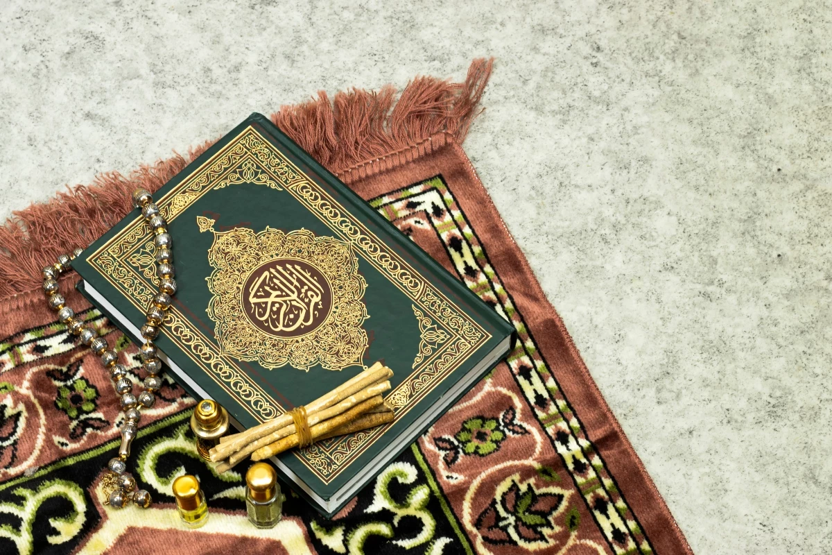 Online Quran Recitation with Tajweed